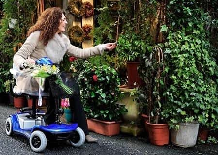 Voir tous les scooters électriques Transportables pour personne senior, handicapée & à mobilité réduite de KingMobilité